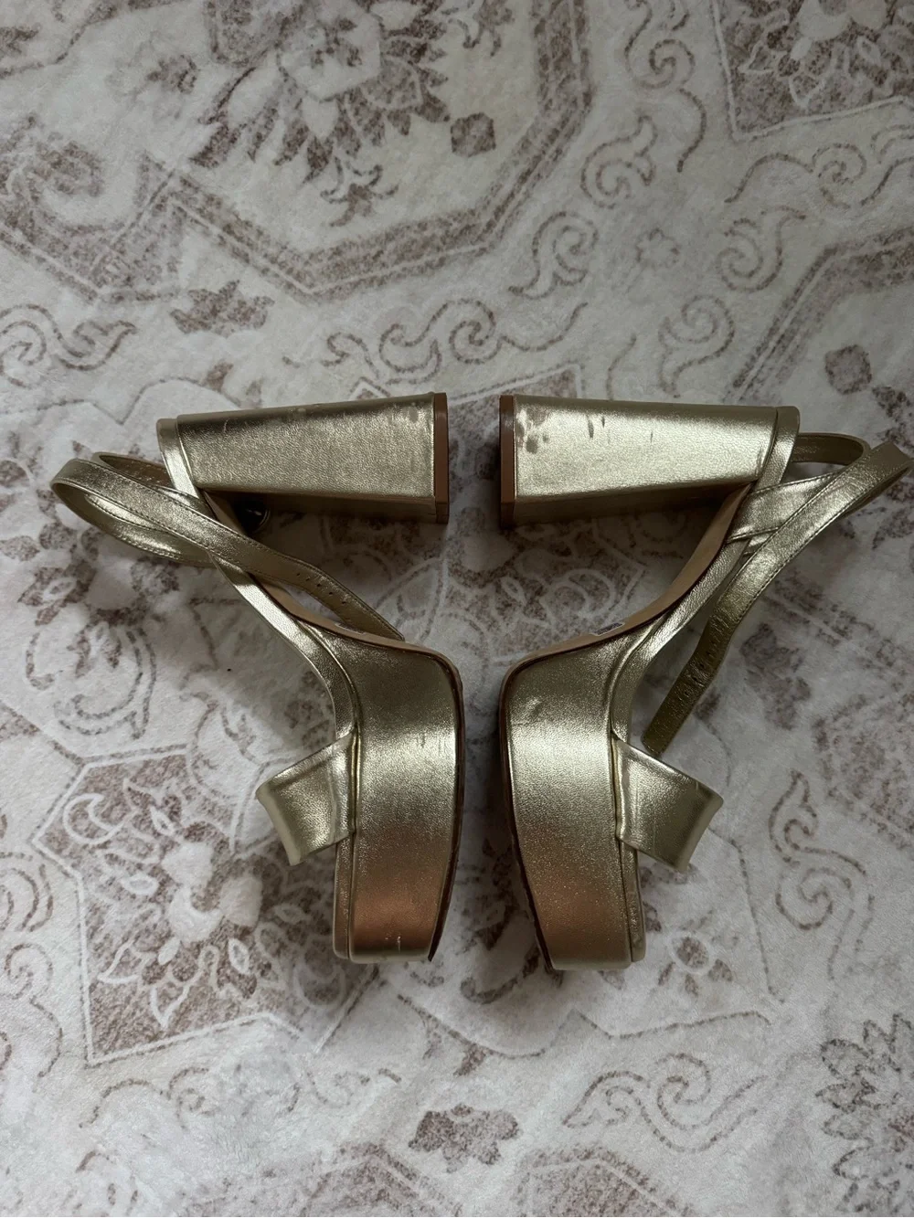 Larroude Dolly gold metallic platform heels size 8